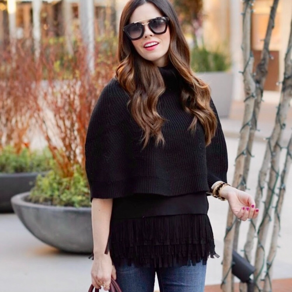 Banana Republic Crepe Fringe Hem Black Top Sz.XXSP
